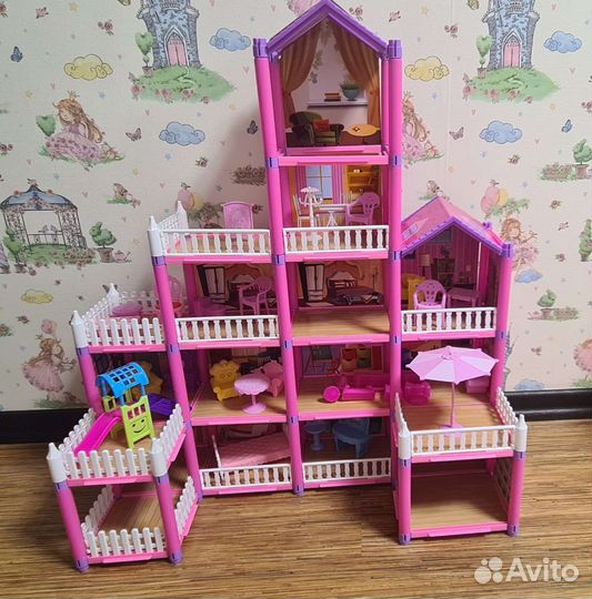 Домик кукольный