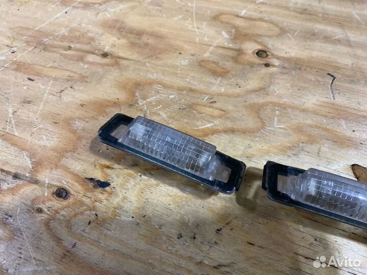 Подсветка номера Mercedes-Benz E-Class W210