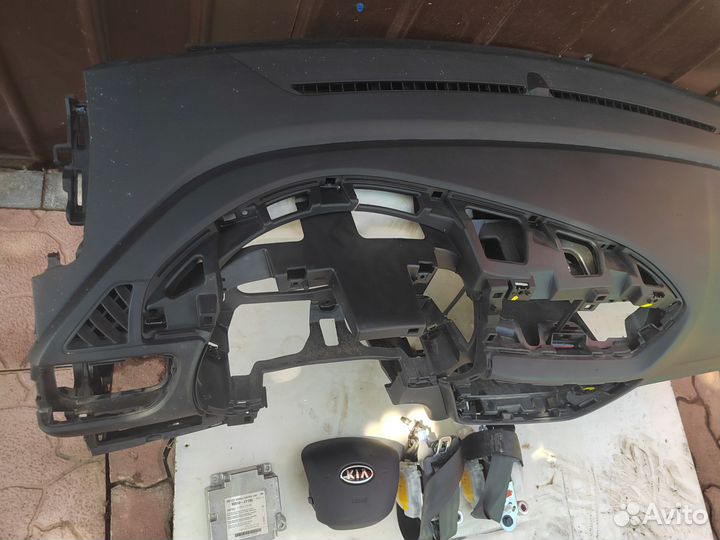 Комплект безопасности kia rio 3 торпедо оригинал