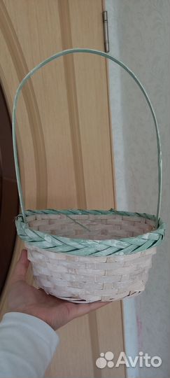 Корзина плетенная