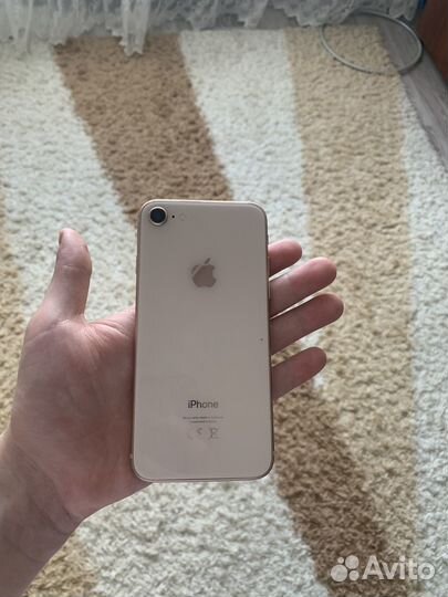 iPhone 8, 64 ГБ