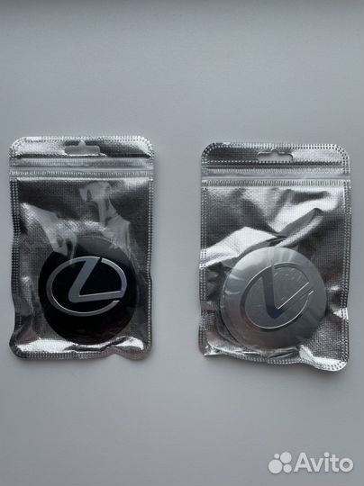 Наклейки на ступичные колпачки Lexus Лексус