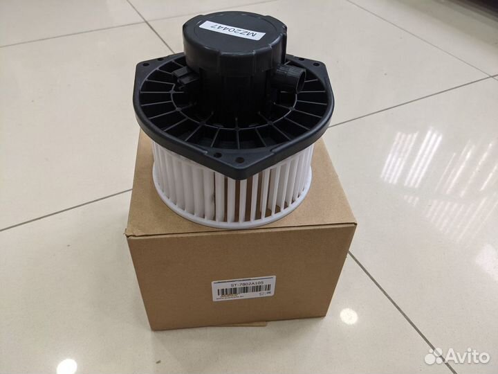 Мотор отопителя MMC L200 KB4T 05-14 / pajero sport