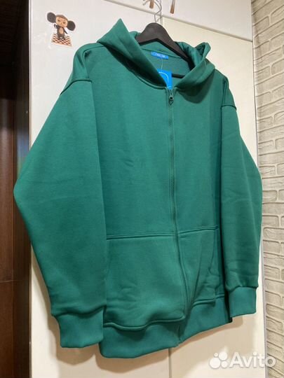 Толстовка на молнии с капюшоном 48-50
