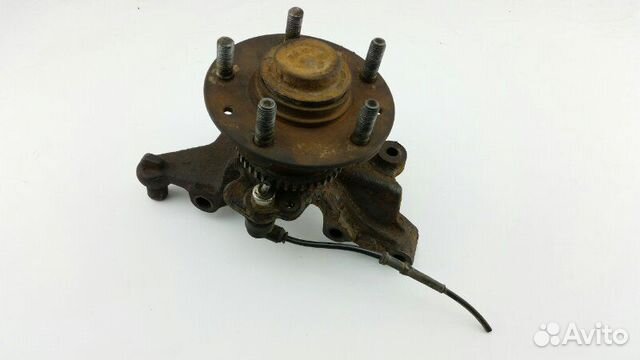 Ступица задняя левая Mazda 626 GE FS 1992