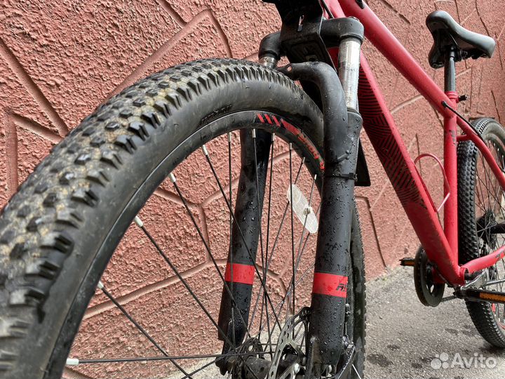 Велосипед горный Rush Hour красный 27,5