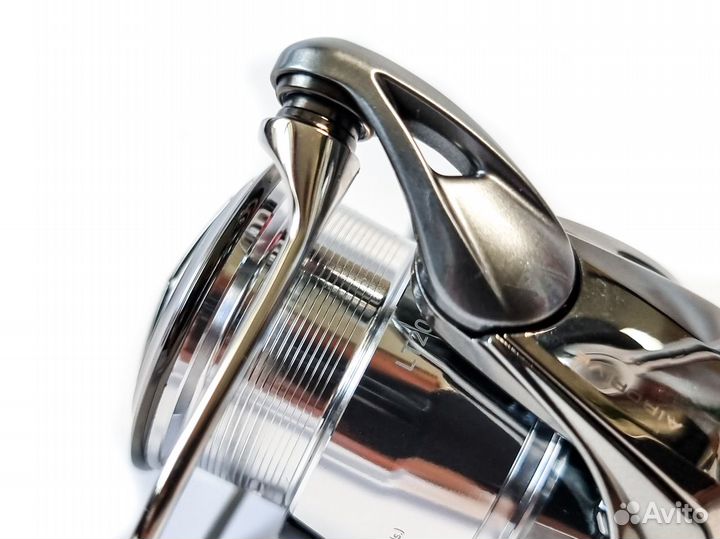 Daiwa 22 Exist LT 2000S-P