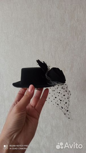 Шляпка заколка с вуалью