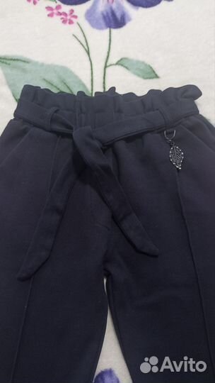 Брюки и кардиган