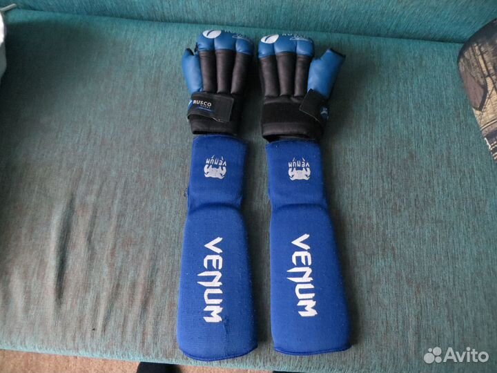 Перчатки для рукопашного боя