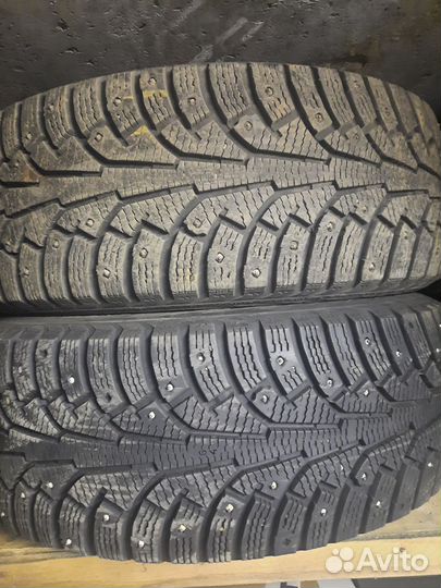Nokian Tyres Hakkapeliitta 5 215/55 R17