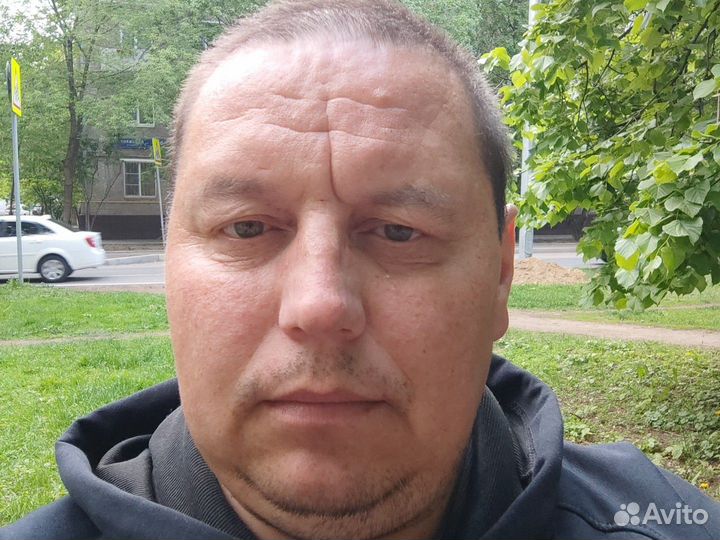 Электрик электромонтер