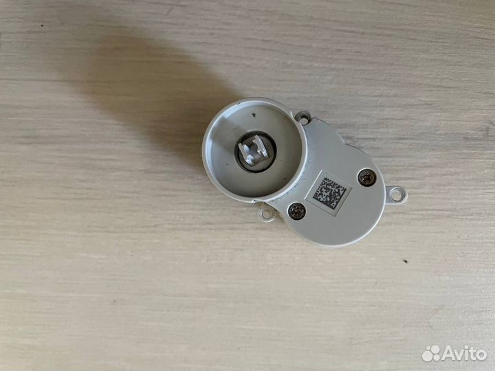 Xiaomi Mi Robot Vacuum Mop на запчасти