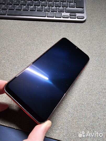 Samsung Galaxy A20, 3/32 ГБ