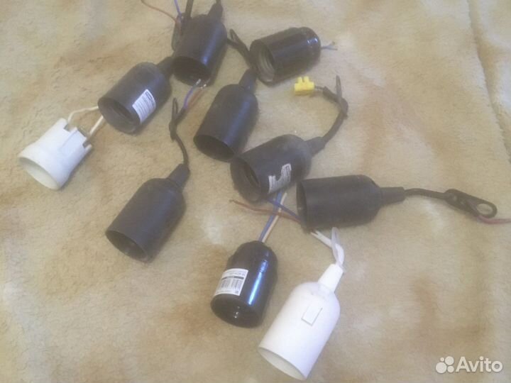 Патрон для лампочки