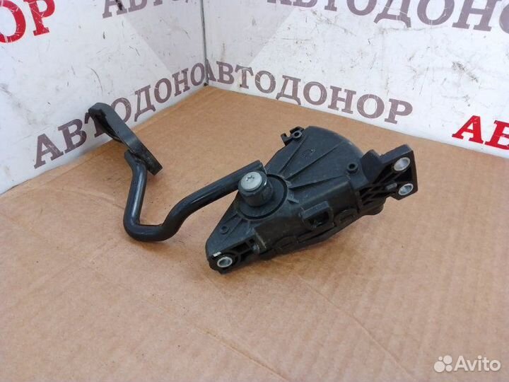 Педаль газа Volkswagen Sharan