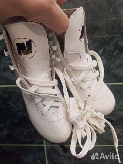 Коньки фигурные детские р.р 28,5 новые