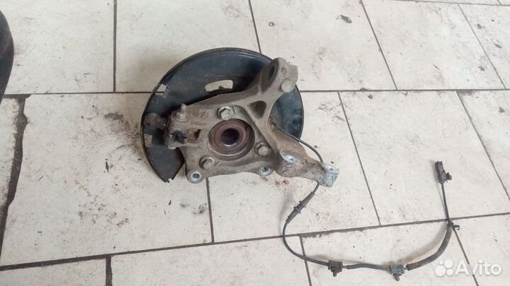 Кулак поворотный Chevrolet Cruze opel astra j