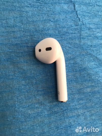 AirPods 1 наушник правый