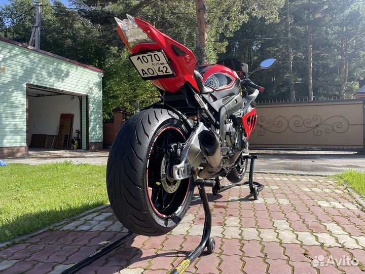BMW S1000RR