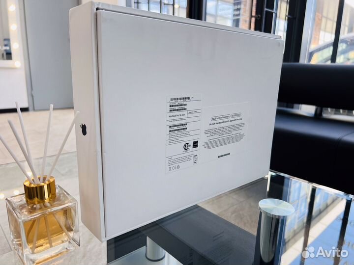 Apple MacBook Pro 14 2021 16/512Gb Магазин