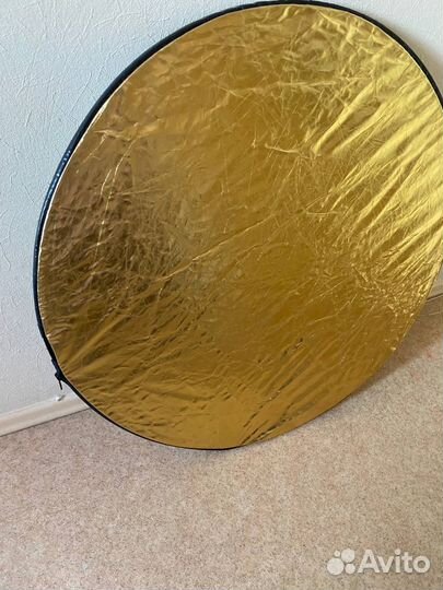 Canon EOS 700D + аккумуляторы и тд (торг уместен)