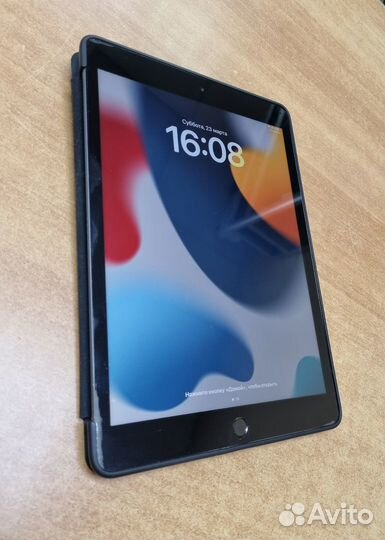 Планшет Apple iPad 8 поколения 2020 myld2RU/A
