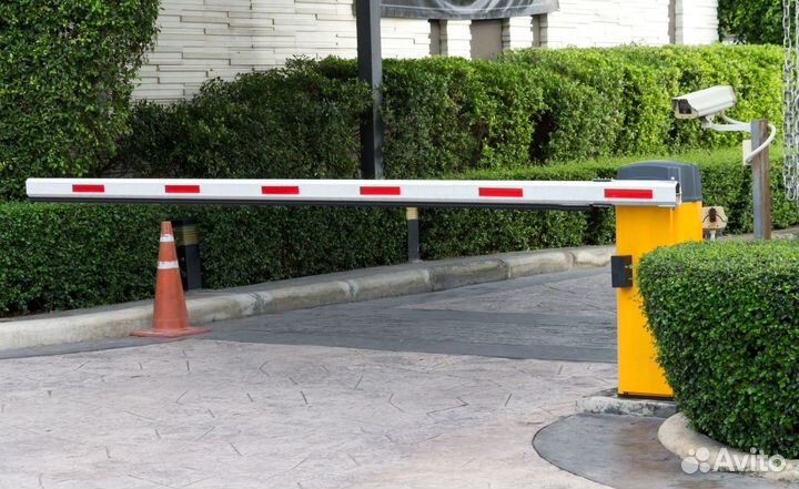 Автоматический шлагбаум