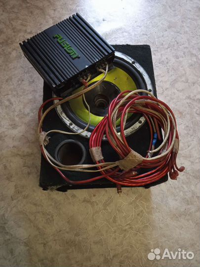 Сабвуфер в машину