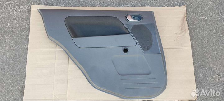 Обшивка двери задней левой Ford Fusion