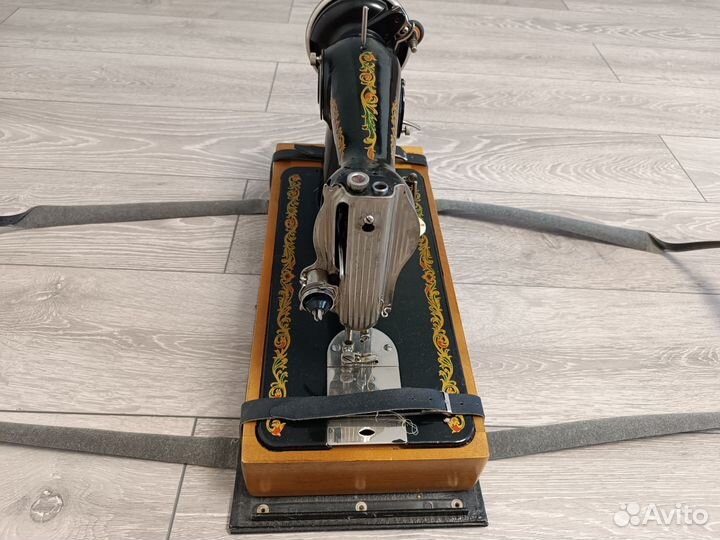 Швейная машинка подольская ручная