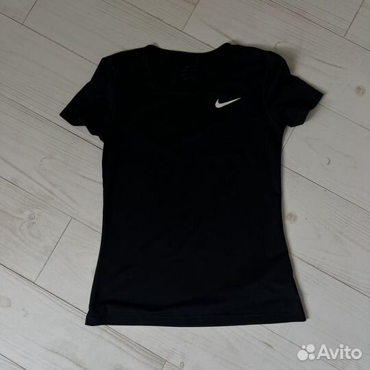 Футболка Nike