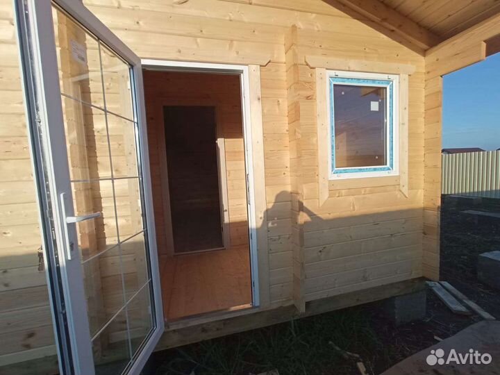 Гостевой домик из минибруса 6*6
