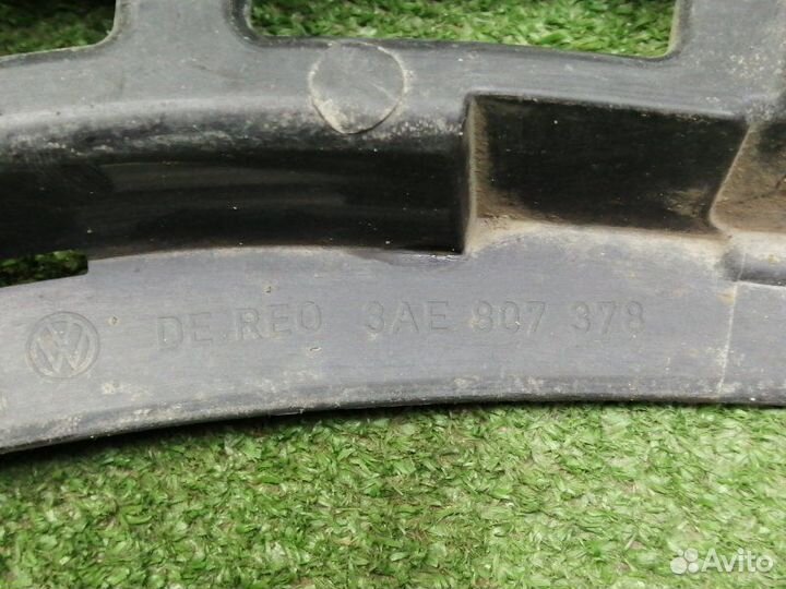 Кронштейн бампера задний правый Volkswagen Passat