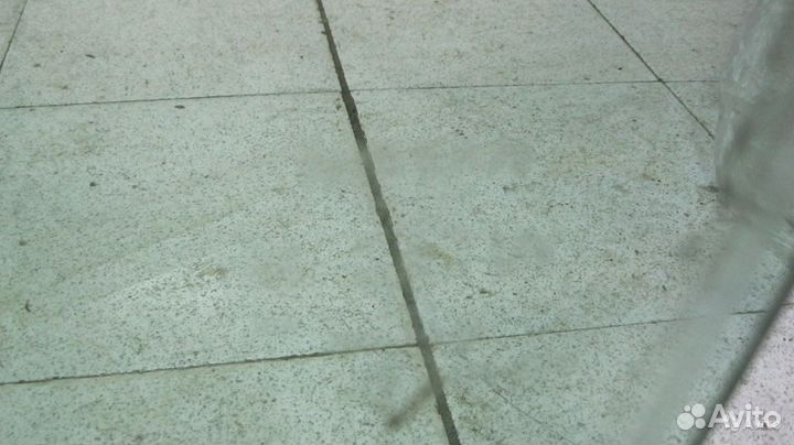 Стекло передней L двери Nissan Teana J32