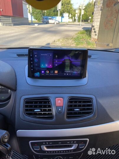 Магнитола Renault Megane 3 Teyes CC3