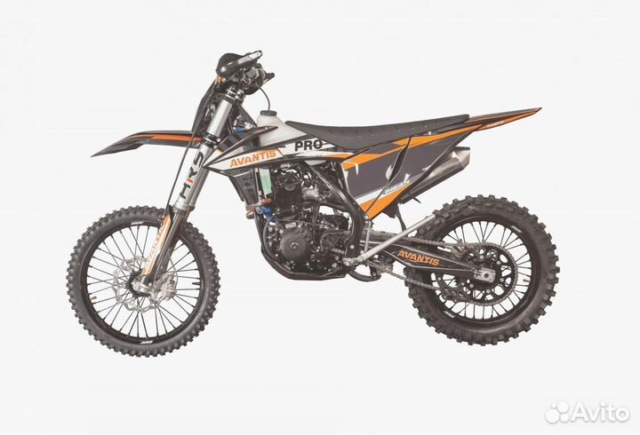 Кроссбайк Авантис Про 300 для спортивных соревнований не боится прыжков