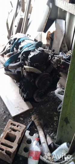 Двигатель от 190 мерседеса бензин