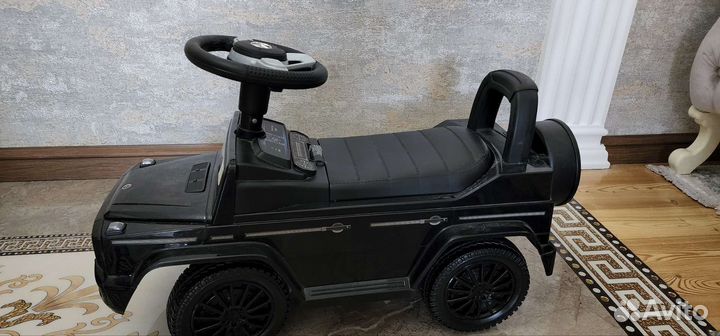 Машинка каталка толокар