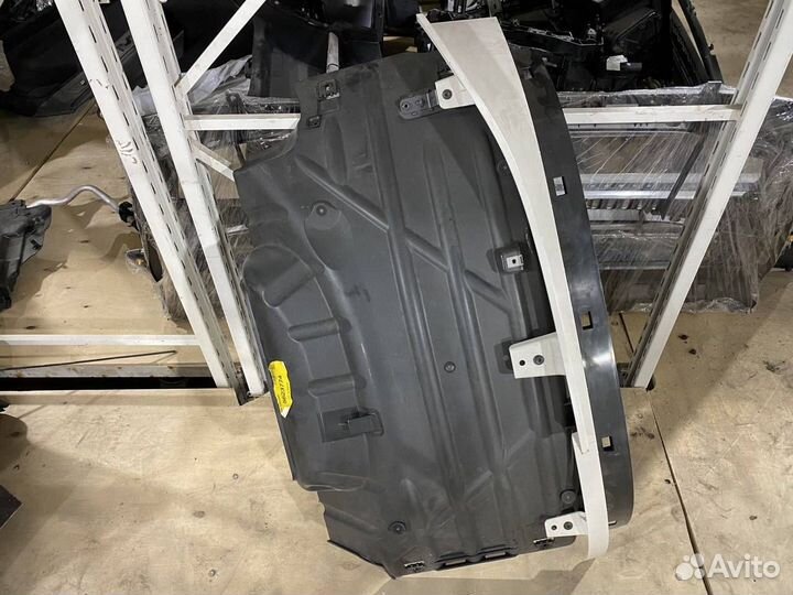 Брызговик передний правый Scania 6-series 2599546