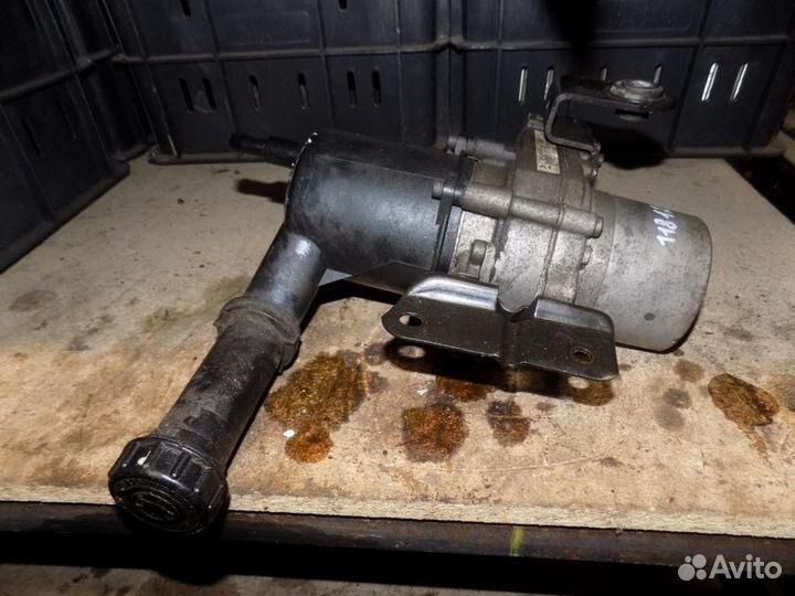 Насос гидроусилителя C4 II 2011