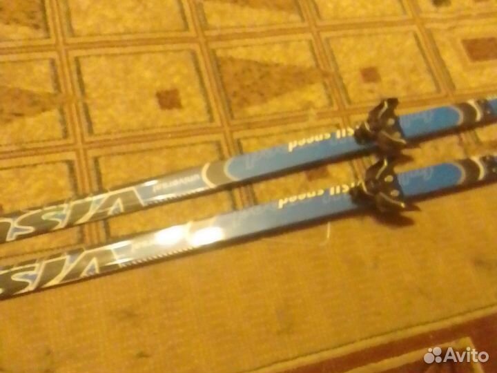 Беговые лыжи