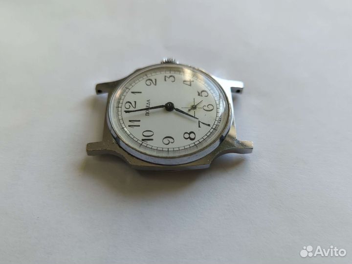 Часы победа, на ходу