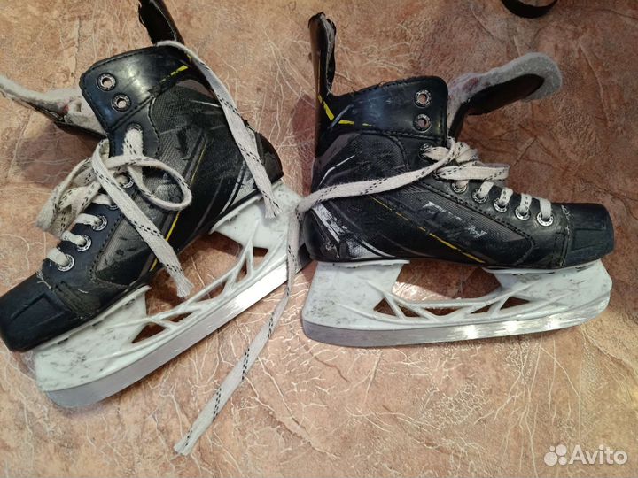 Коньки хоккейные 36р
