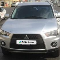 Mitsubishi Outlander 2.0 CVT, 2010, 145 000 км, с пробегом, цена 1 490 000 руб.