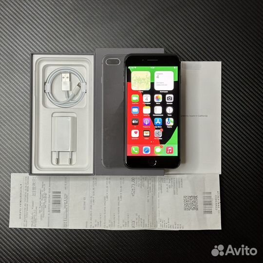 iPhone 8 Plus, 64 ГБ