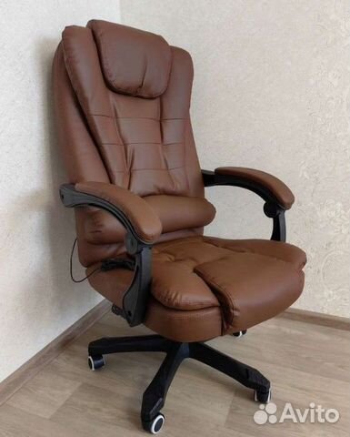 Офисное, компьютерное кресло руководителя