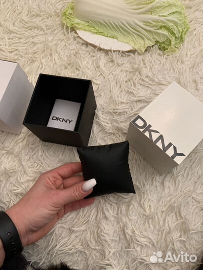 Коробка для часов dkny