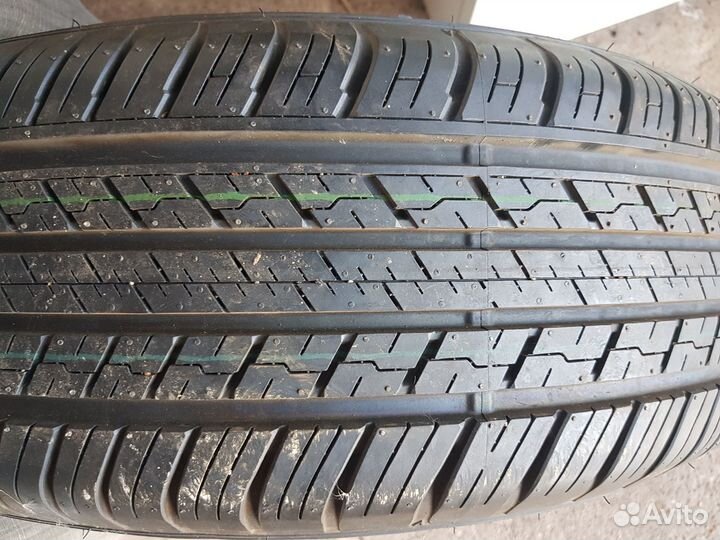 Dunlop Grandtrek ST30 235/65 R17