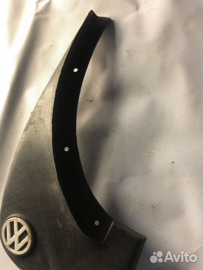 Брызговик задний левый Volkswagen Sharan 7M8 AAA
